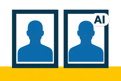 Illustration: Zwei identisch gerahmte Porträt-Silhouetten nebeneinander, nur die rechte trägt ein weißes KI-Label in der Ecke